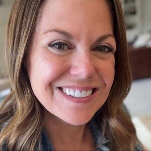 Meet your Posher, Vickie